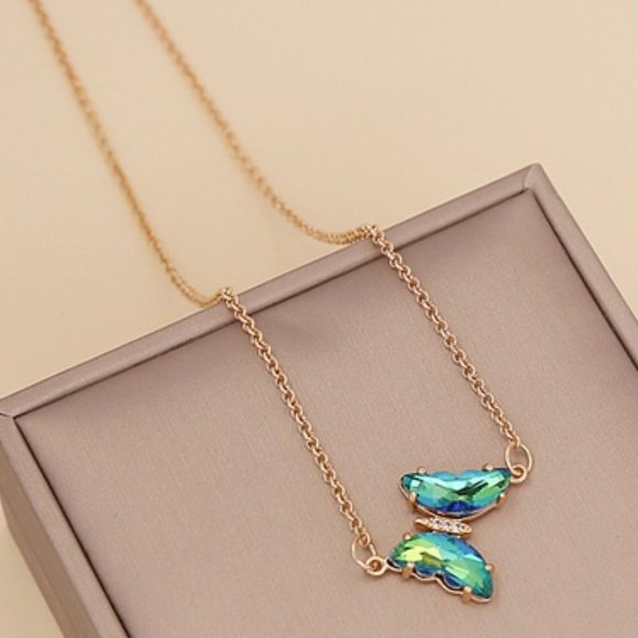 Jewelry - 3/$20 New Gold & Green Butterfly Pendant Necklace